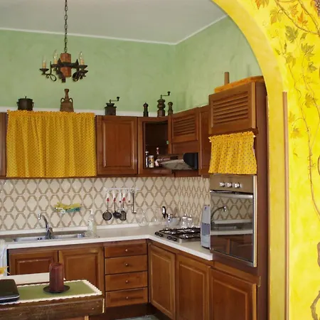 Sleeps 8 Pool Air Con * Sasso di Bordighera